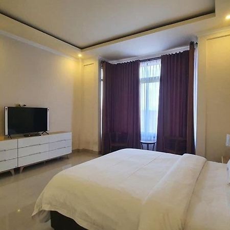 Grand Puri Hotel Batununggul Extérieur photo