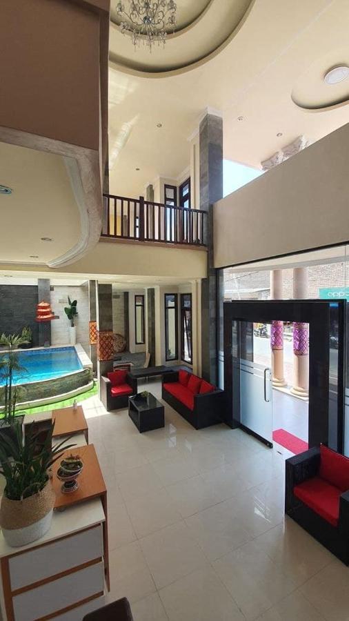 Grand Puri Hotel Batununggul Extérieur photo